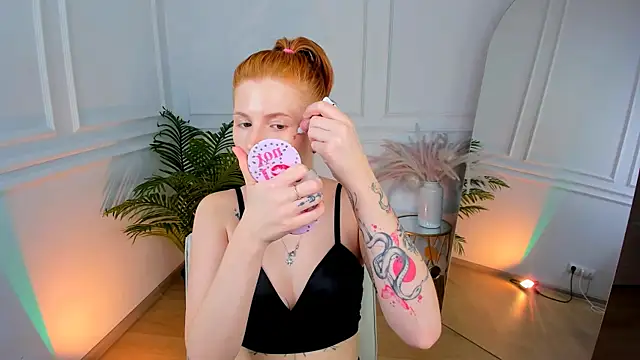 Mira  Blush online show from 11/30/25, 08:42