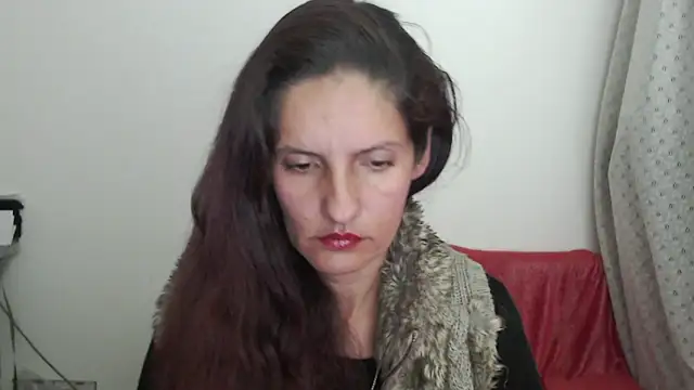 Snapshot of catalina_duran1 chatting on 02/15/26, 05:30 catalina duran1 online show from 02/15/26, 05:30