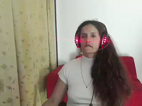 Snapshot of catalina_duran1 chatting on 03/16/25, 08:32 catalina duran1 online show from 03/16/25, 08:32