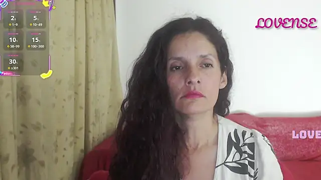 catalina duran1 online show from 10/26/25, 04:46