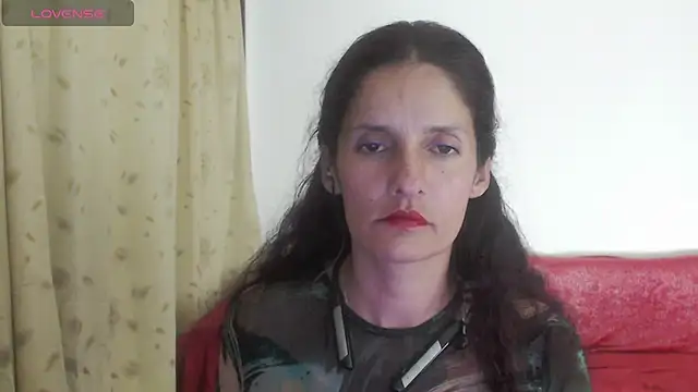 Snapshot of catalina_duran1 chatting on 10/16/25, 05:16 catalina duran1 online show from 10/16/25, 05:16