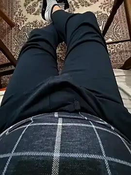 Snapshot of ikarus07 chatting on 01/04/25, 12:59 ikarus07 online show from 01/04/25, 12:59