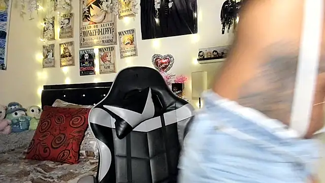 Cristal Jonasxh online show from 09/21/25, 05:23