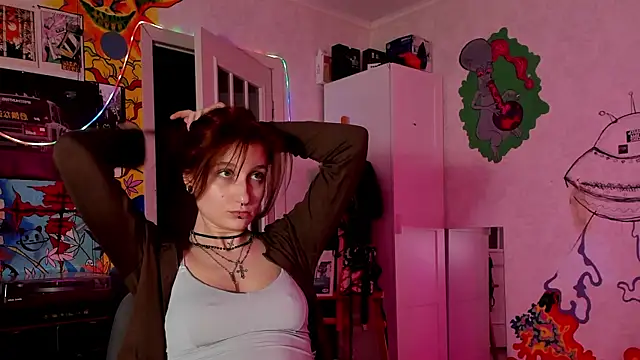 Sunny Mouse  online show from 05/01/26, 06:46