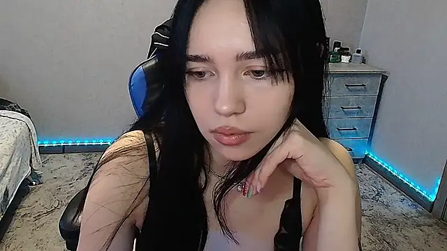 Snapshot of KathrineBerry chatting on 03/07/25, 03:40 KathrineBerry online show from 03/07/25, 03:40