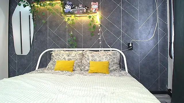 KathrineBerry online show from 06/09/26, 02:12