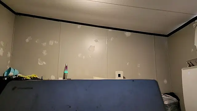 Bi curious86 online show from 11/22/25, 09:24