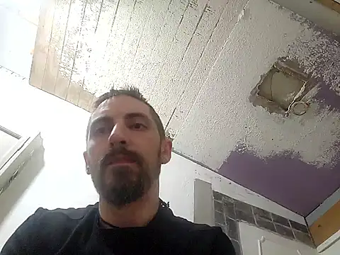 Bi curious86 online show from 03/23/26, 10:37