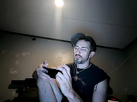 Bi curious86 online show from 06/05/26, 03:33