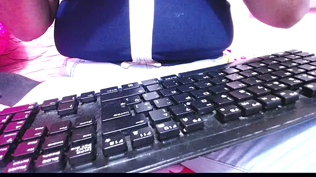 Snapshot of TifanyNasty chatting on 02/26/25, 08:15 TifanyNasty online show from 02/26/25, 08:15