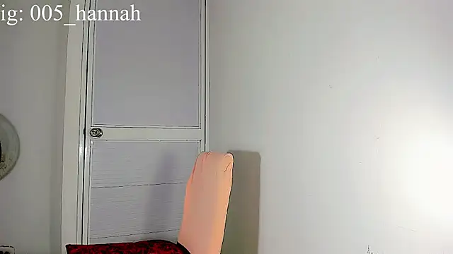 Hannahsmit online show from 10/12/25, 02:24