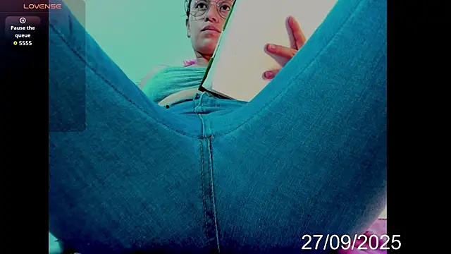 lady hana28 online show from 09/27/25, 01:39