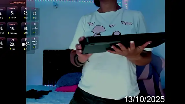 lady hana28 online show from 11/13/25, 01:26