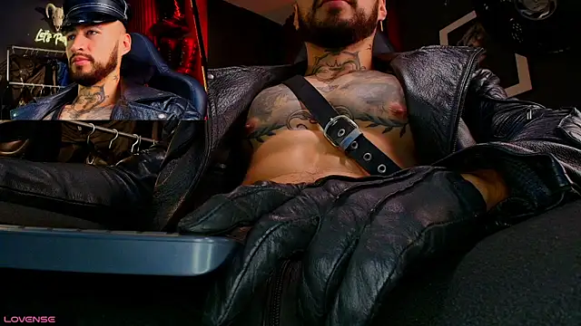 billyMayer  online show from 11/30/25, 06:19