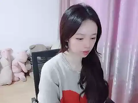 wwcc123 online show from 12/19/25, 03:10