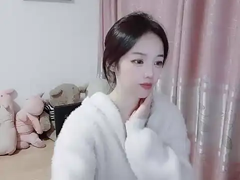 wwcc123 online show from 11/24/25, 03:01