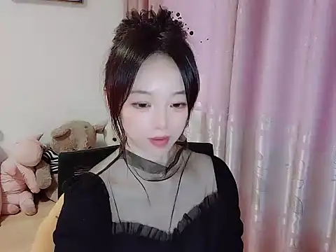 wwcc123 online show from 11/06/25, 03:43