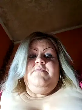 Snapshot of ducicsajsziii chatting on 02/21/26, 03:58 ducicsajsziii online show from 02/21/26, 03:58