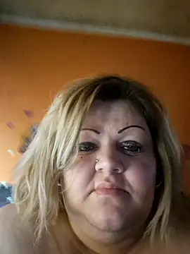 ducicsajsziii online show from 04/09/26, 04:03