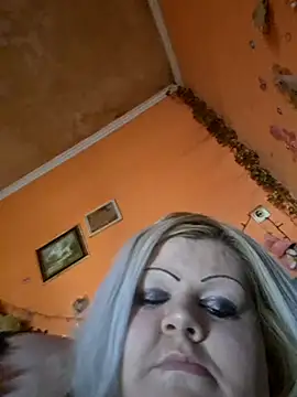 ducicsajsziii online show from 11/18/25, 12:19