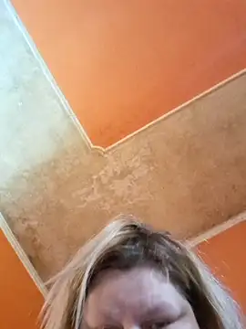 ducicsajsziii online show from 04/03/26, 07:48