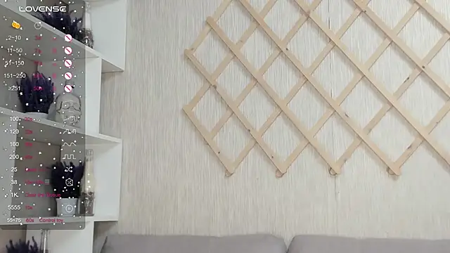 Snapshot of AutoBaby chatting on 10/09/25, 11:33 AutoBaby online show from 10/09/25, 11:33