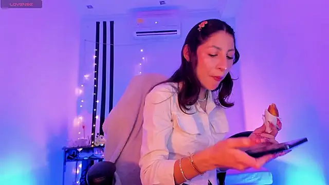 Gorgeous Team online show from 02/21/26, 08:22