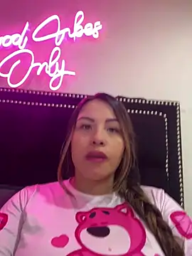 Snapshot of sexyyykloee chatting on 07/02/26, 03:07 sexyyykloee online show from 07/02/26, 03:07