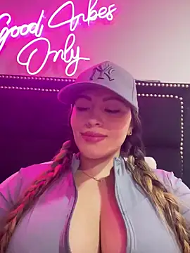 sexyyykloee online show from 05/20/26, 03:36