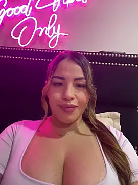 sexyyykloee online show from 04/21/26, 04:41