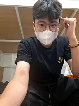 Gwencloudy online show from 05/30/26, 05:18