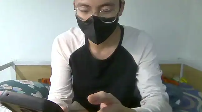 Snapshot of Gwencloudy chatting on 01/15/25, 07:59 Gwencloudy online show from 01/15/25, 07:59