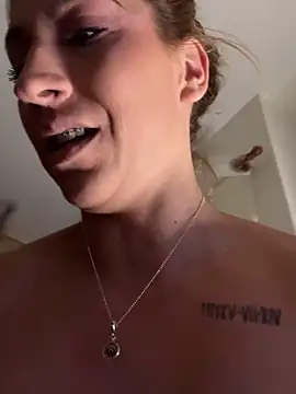 sofiah  online show from 02/02/26, 05:23