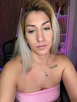 sofiah  online show from 01/10/26, 07:31