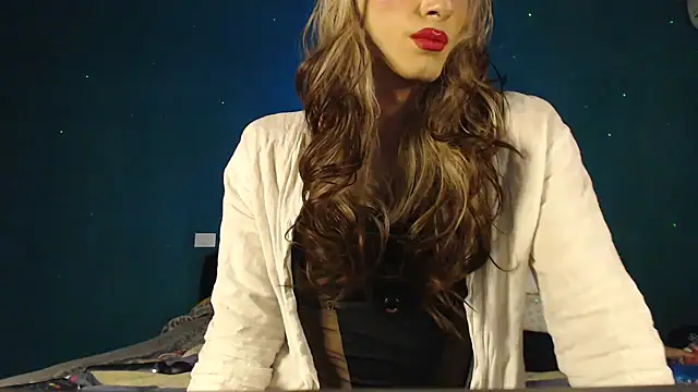 Karendolly  8 online show from 05/13/26, 07:54