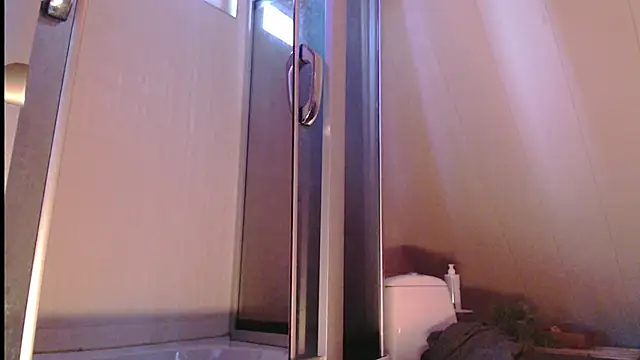 RubyLynxx online show from 11/15/25, 08:40