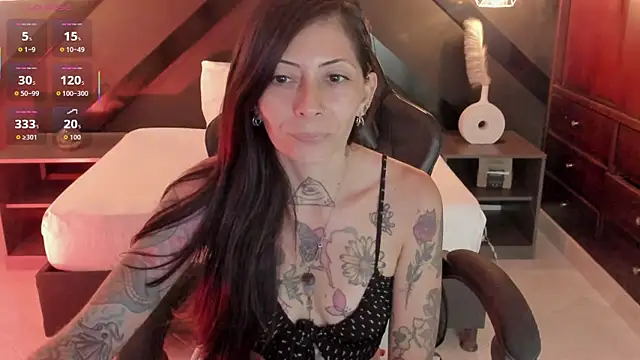 dark gotica online show from 05/27/26, 06:59