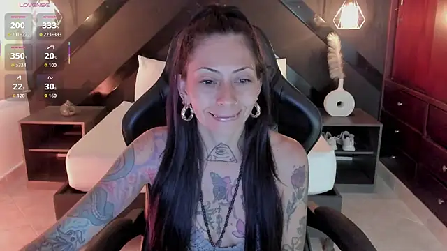 dark gotica online show from 04/23/26, 07:15