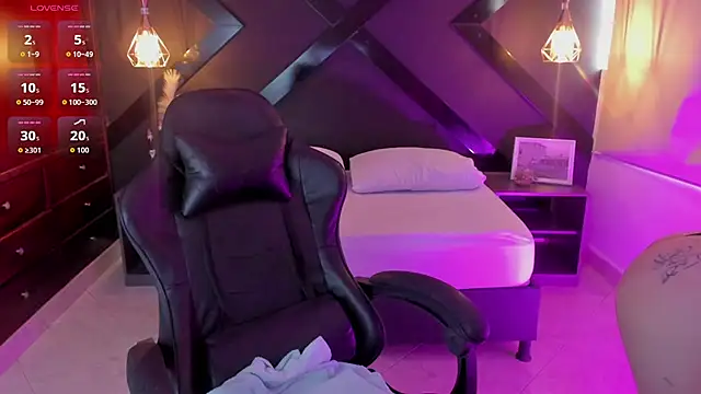 dark gotica online show from 11/05/25, 07:06