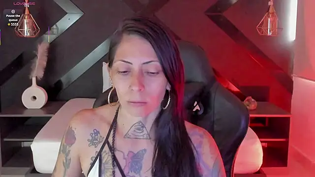 dark gotica online show from 01/31/26, 08:18