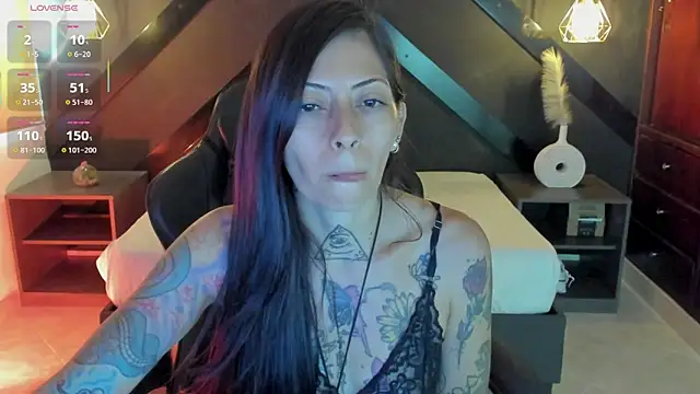 dark gotica online show from 05/07/26, 07:17
