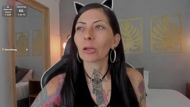 dark gotica online show from 10/31/25, 12:46