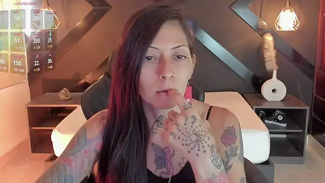 dark gotica online show from 04/09/26, 07:09