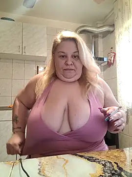 AriannaMilf online show from 10/08/25, 05:53