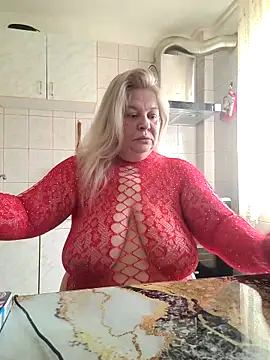 Snapshot of AriannaMilf chatting on 04/13/26, 10:30 AriannaMilf online show from 04/13/26, 10:30