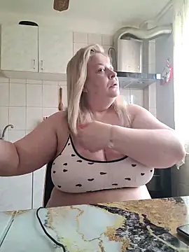 Snapshot of AriannaMilf chatting on 03/25/26, 07:08 AriannaMilf online show from 03/25/26, 07:08