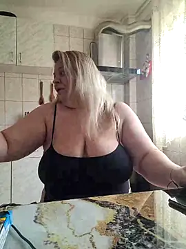 Snapshot of AriannaMilf chatting on 04/01/26, 09:21 AriannaMilf online show from 04/01/26, 09:21