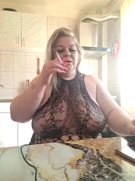 Snapshot of AriannaMilf chatting on 03/15/26, 11:28 AriannaMilf online show from 03/15/26, 11:28