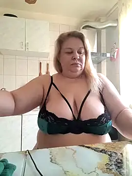 AriannaMilf online show from 09/30/25, 07:47