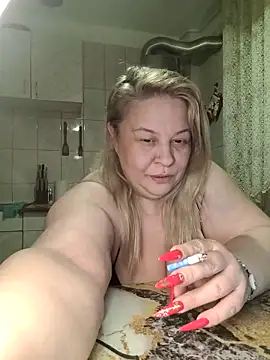 Snapshot of AriannaMilf chatting on 04/01/26, 08:06 AriannaMilf online show from 04/01/26, 08:06